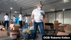 Foto de la recogida de ayuda para enviar a los cubanos de la isla organizada por la iniciativa Solidaridad en Hermanos, el 16 de mayo del 2020.