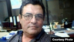 Ha muerto en Miami el destacado intelectual cubano, Bernardo Marquez Ravelo.