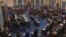 Toma de juramento a senadores para iniciar juicio político al presidente Donald J. Trump.