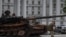 Un tanque ruso en Ucrania, el 21 de mayo de 2022. (Reuters/Gleb Garanich).